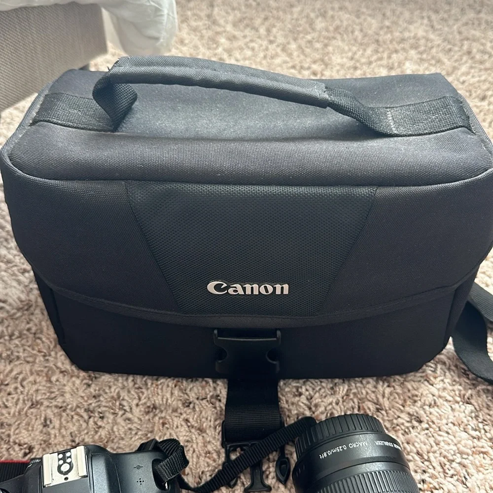 Canon EOS Rebel T5 Black Camera Set - Picture 6 of 10